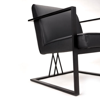Chaise Fairmont en similicuir noir - Cadre noir